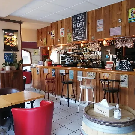 Le Grand Chatelard Bar Restaurant Sainte-Marie-de-Cuines